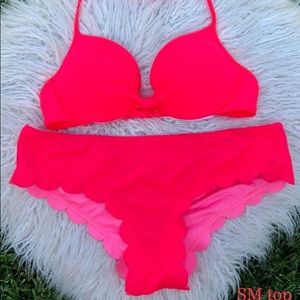 Bright pink Victoria’s Secret bikini